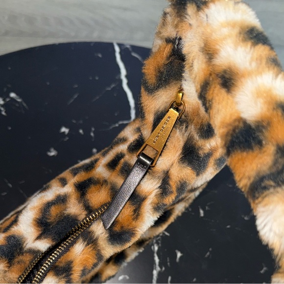 Kurt Geiger Small Kingston Puff Hobo Bag - Picture 6 of 11